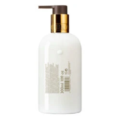 MOLTON BROWN Jubilant Pine & Patchouli Body Lotion Limited Edition 300 Ml -Kosmetikgeschäft 1377876 MOLTON BROWN Jubilant Pine Patchouli Body Lotion Limited Edition 300 ml.b58bff06