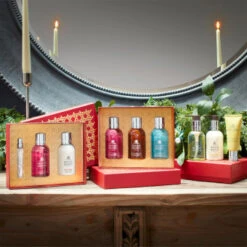 MOLTON BROWN Fiery Pink Pepper Travel Gift Set -Kosmetikgeschäft 1469428 MOLTON BROWN Fiery Pink Pepper Travel Gift Set.6827cd91