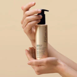 Shu Uemura Essence Absolue Nourishing Universal Hair & Skin Balm 150 Ml -Kosmetikgeschäft 2579243 Shu Uemura Essence Absolue Nourishing Universal Hair Skin Balm 150 ml.89dd1a82